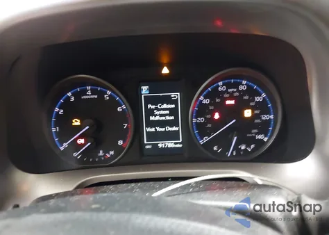 2017 Toyota Rav4 Xle z USA, uszkodzony, nr VIN JTMRFREV9HJ156509